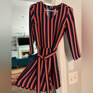 Banana republic navy and pink romper with tie belt